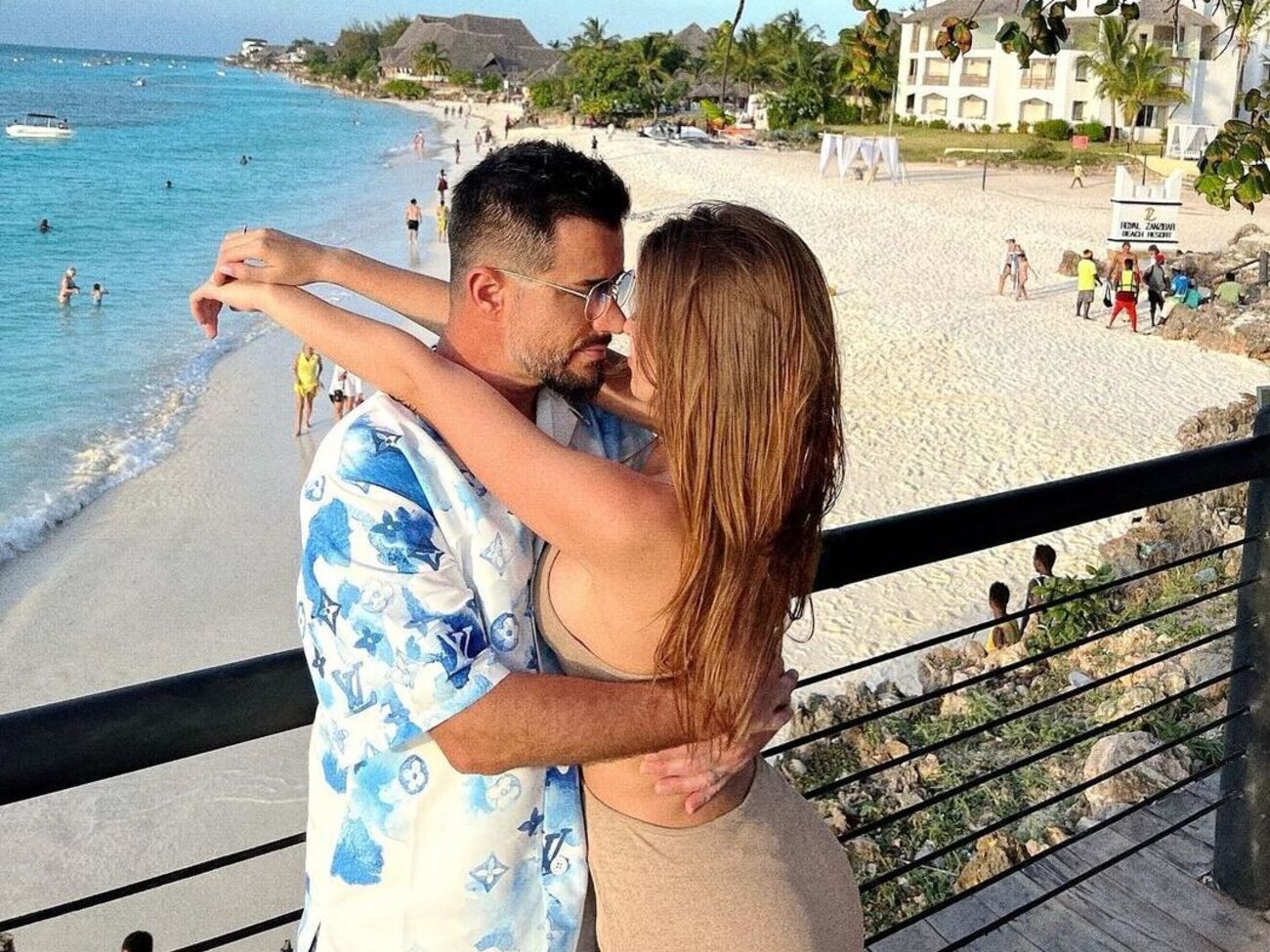 Отношения Налчаджиоглу и Реус начались в августе 2021 года