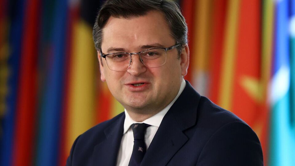 Кулеба й Колонна засудили російську кампанію з дезінформації про "брудну бомбу"