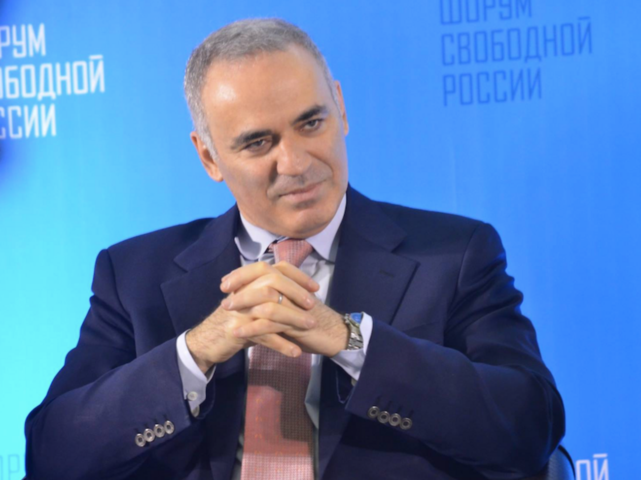 Усі розмови про ядерну зброю – це розмови на користь бідних. Їхній адресат – частина західного істеблішменту, яка хотіла б домовитися з Путіним