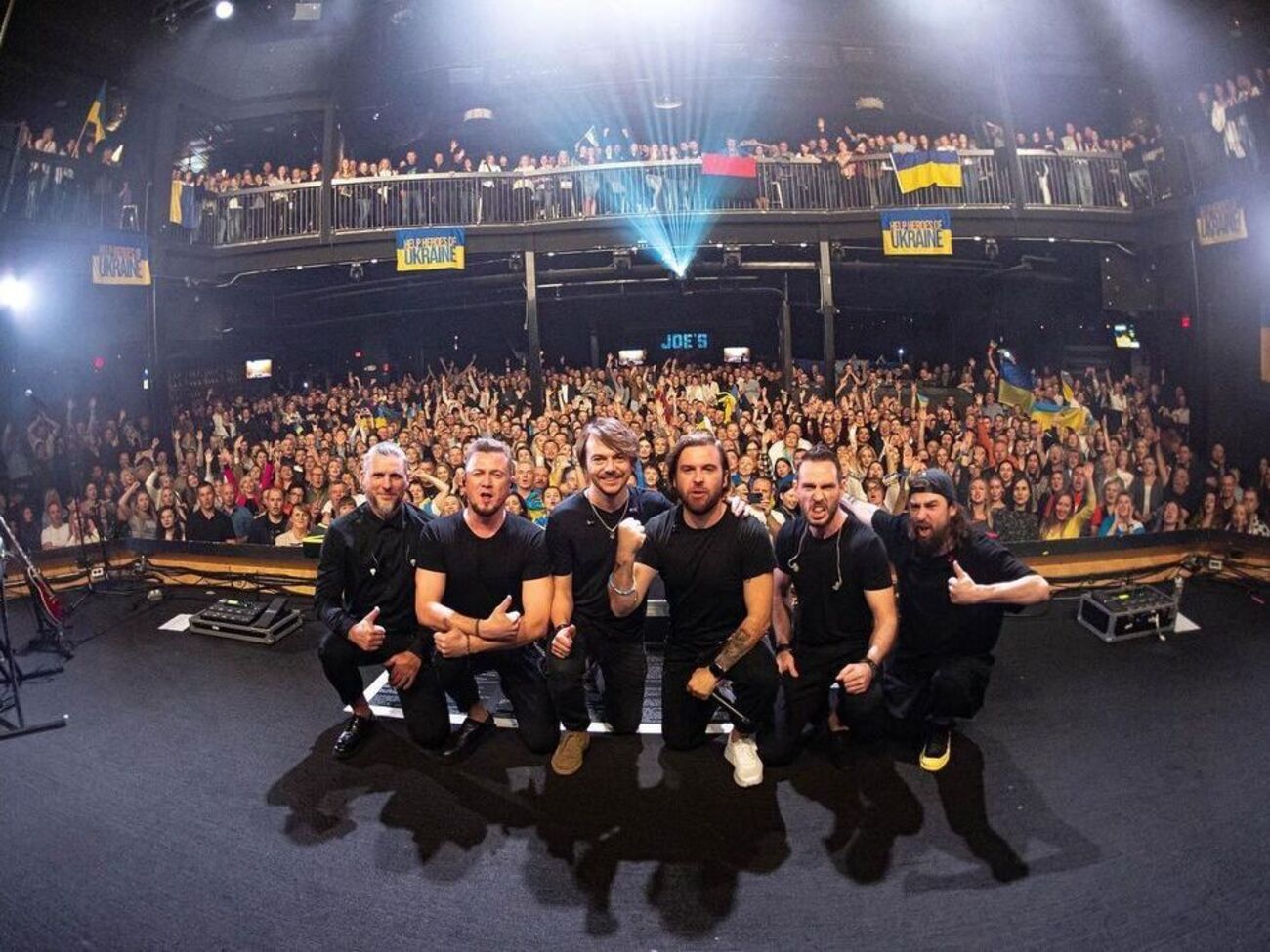 "Без обмежень": Завдяки концертам ми закупимо автомобілі, дрони, прилади нічного бачення та інші необхідні речі для українських військових