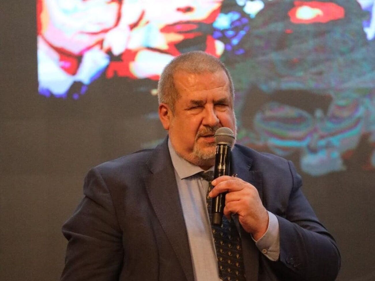 Потрібно чітко визначити Крим як автономію &ndash; лідер Меджлісу