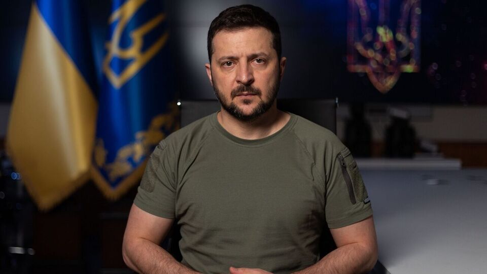 Украине помогают много демократических стран, но в Киеве хотели бы помощи и от Израиля, отметил Зеленский