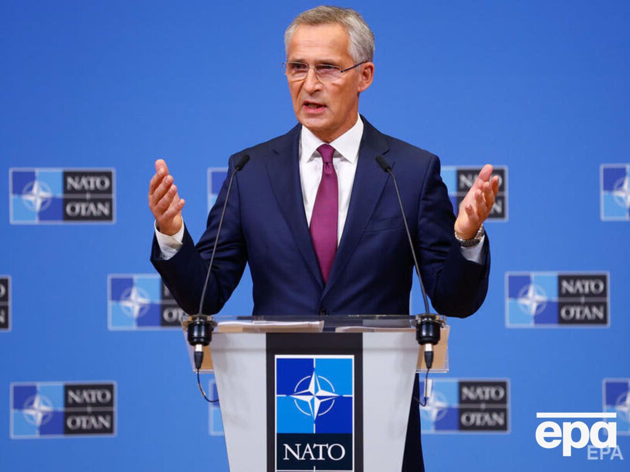 По словам Столтенберга, в НАТО обеспокоены риторикой РФ о "грязной бомбе"