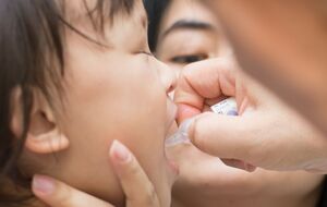 У МОЗ закликають українців вчасно вакцинувати дітей проти поліомієліту