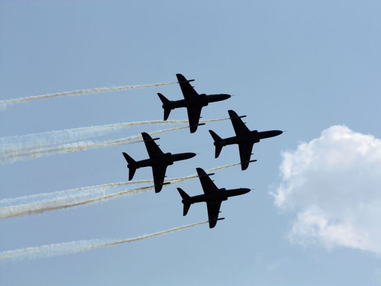 Удару військові М'янми завдали чотирма винищувачами