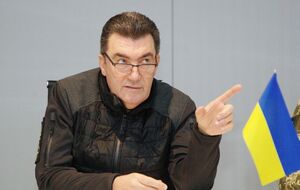 Данилов заявил, что Каховская ГЭС заминирована российской армией "с применением огромного количества взрывчатки"