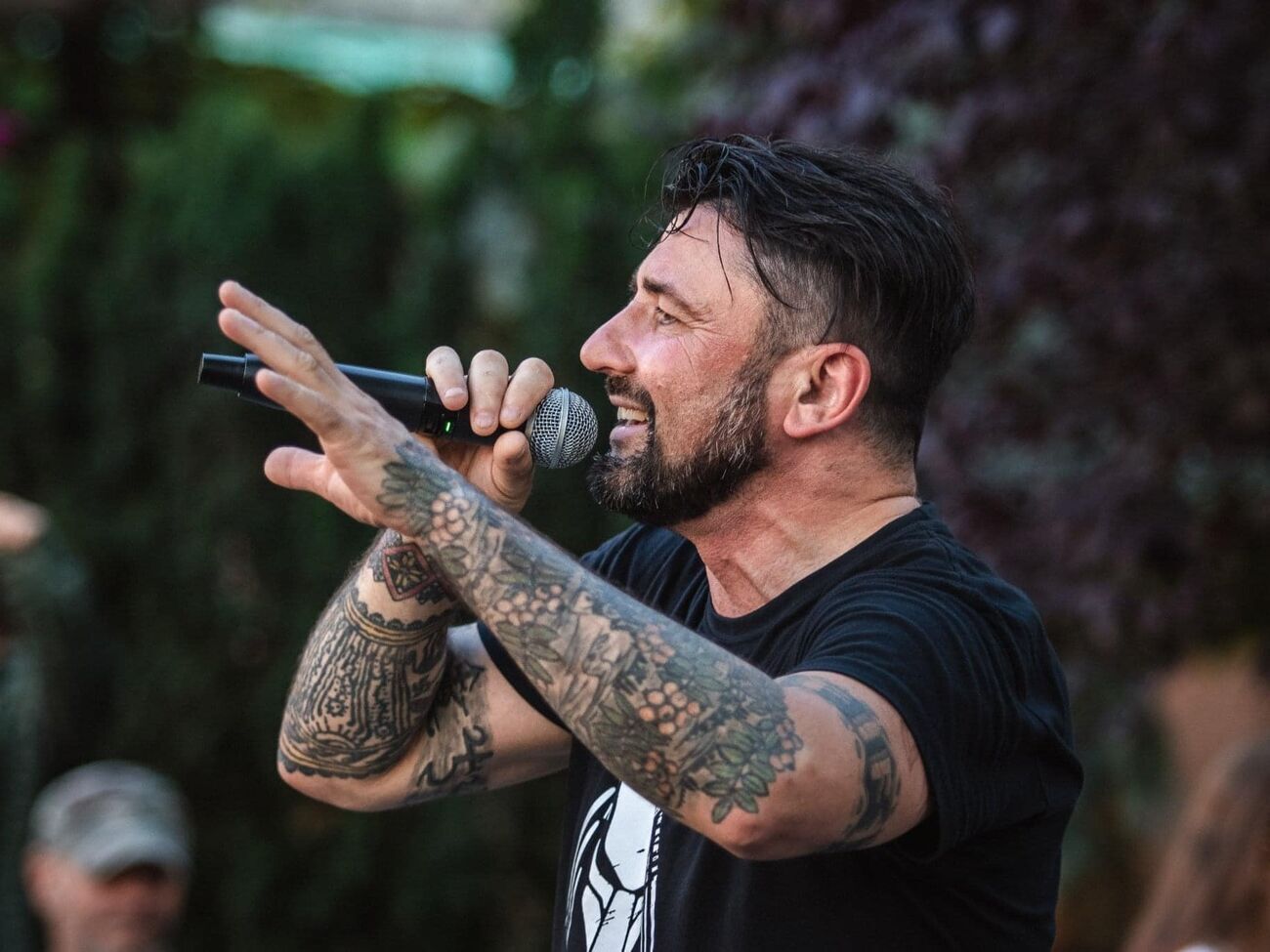 Леньо:&nbsp;Я два раза был на полигоне и стрелял из автомата, а тут возле меня этот автомат постоянно, все время какие-то взрывы