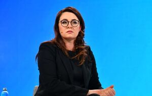 Свириденко: Правительство разработало и предложило механизм, по которому временно безработных можно привлекать к выполнению общественно полезных работ