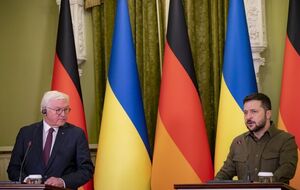 Зеленский поблагодарил Штайнмайера за поддержку Германией "зернового соглашения"