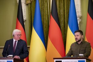 Зеленський подякував Штайнмаєру за підтримку Німеччиною "зернової угоди"