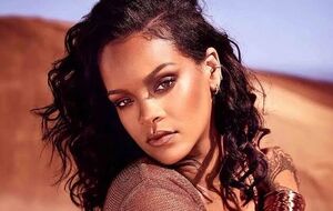 Ріанна знялася в білизні