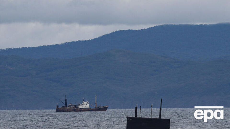 По информации ОК "Юг", сейчас в Черном море три российских ракетоносителя с "Калибрами"