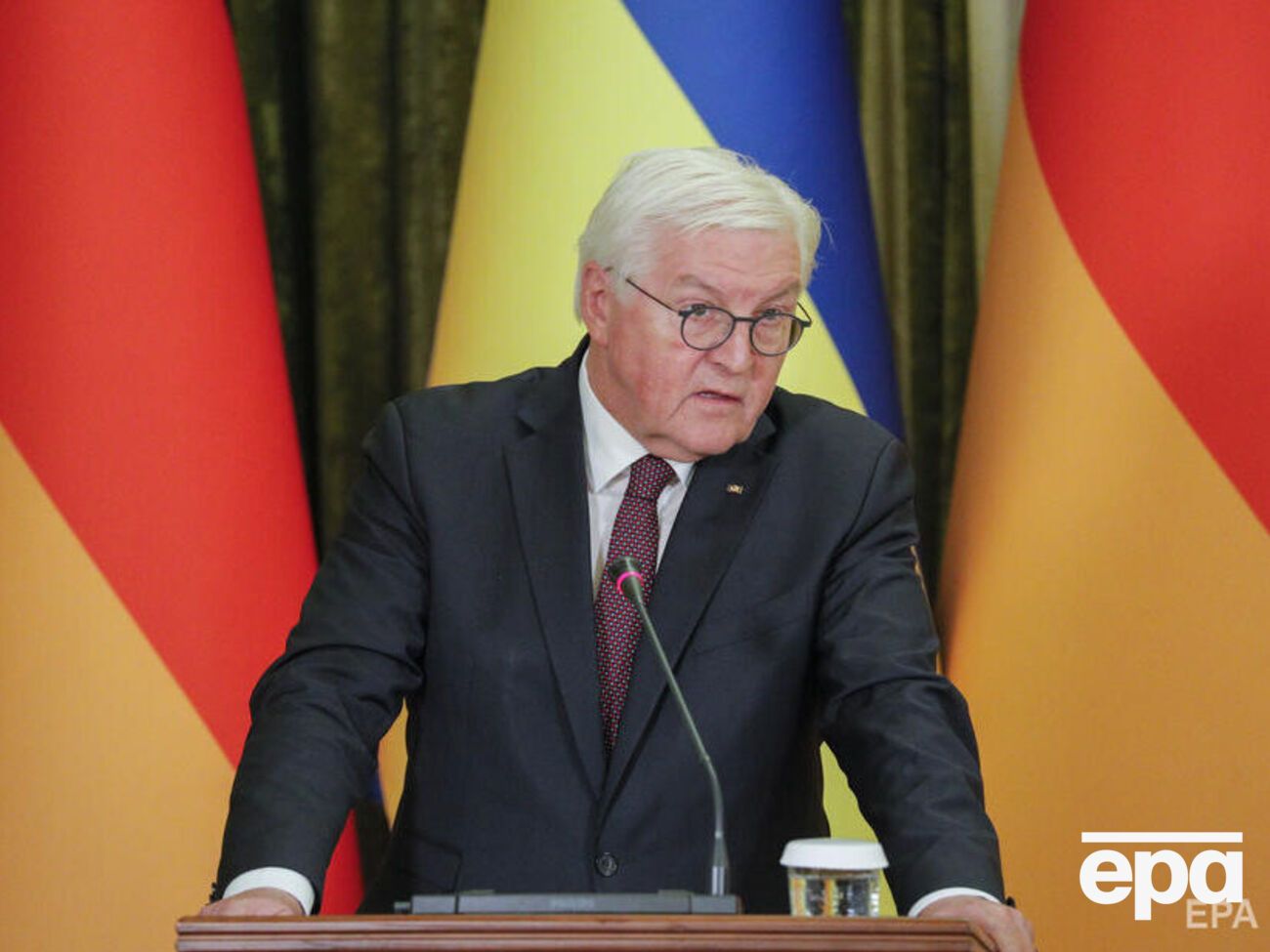 Штайнмаєр висловився про ситуацію в Україні та ймовірність перемовин із Кремлем