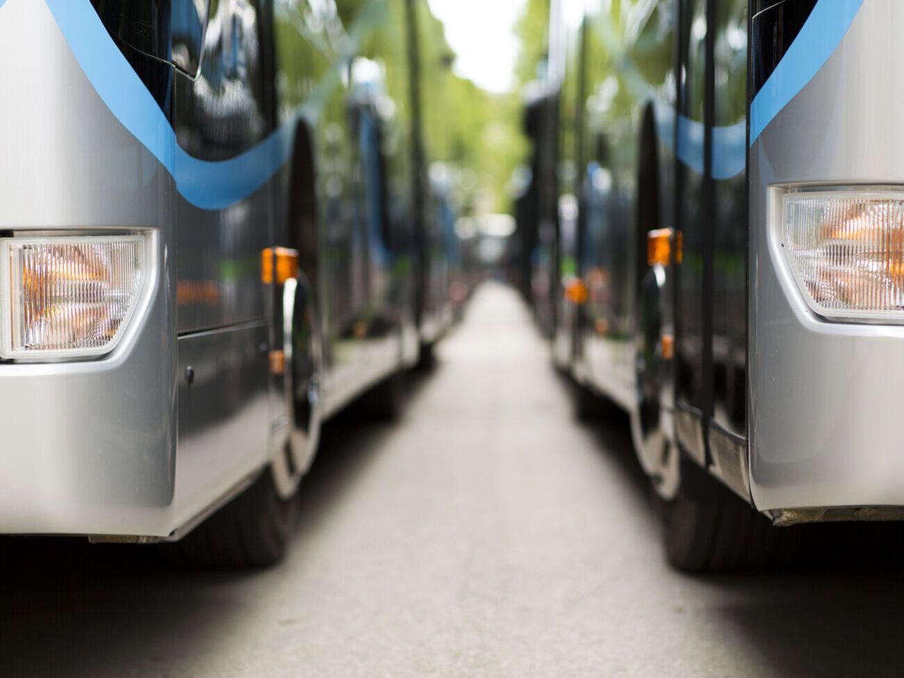 Перевозчики осуществляют рейсы в населенные пункты семи освобожденных общин Украины