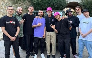 Шварценеггер о Kalush Orchestra: Было фантастикой встретить победителей "Евровидения" от Украины