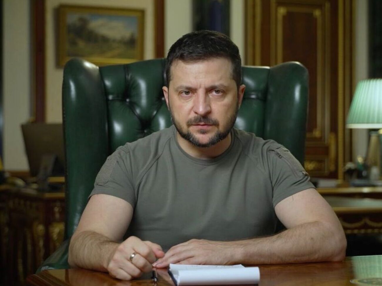 Зеленський: На фронті всюди зміцнюємо наші позиції