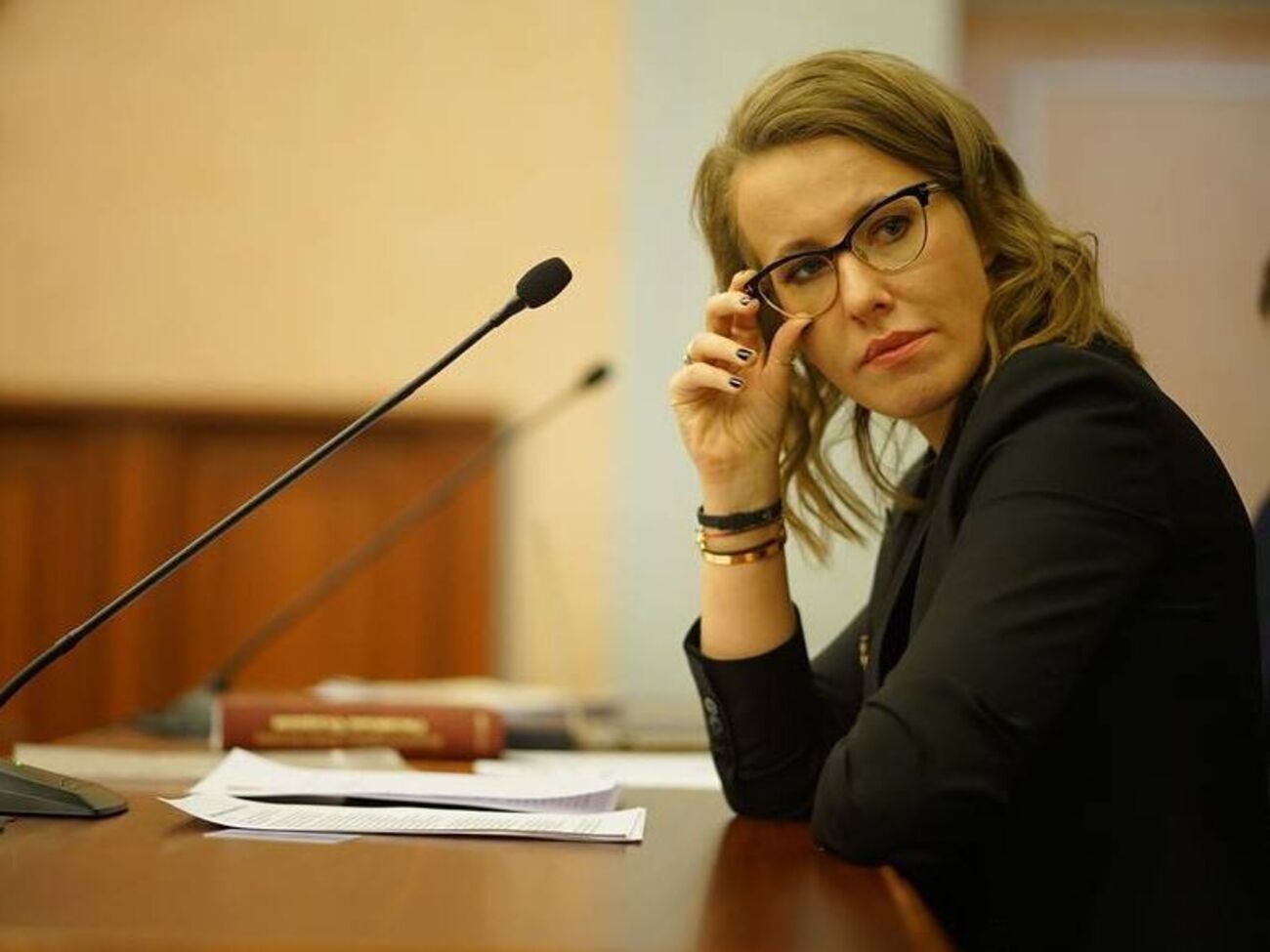 Собчак сбежала из РФ в ночь на 26 октября