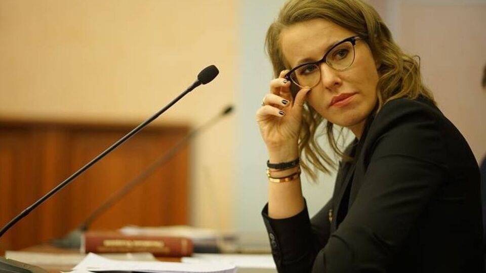 Собчак сбежала из РФ в ночь на 26 октября