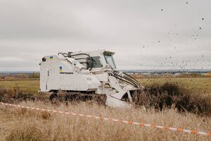 Новая машина поможет быстрее и безопаснее разминировать украинские территории