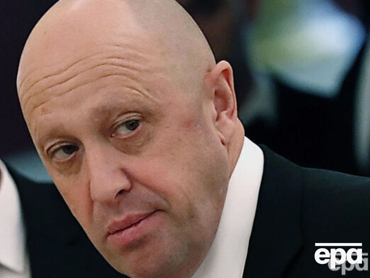 Владелец ЧВК "Вагнер" призвал убрать кадровую армию РФ с поля боя