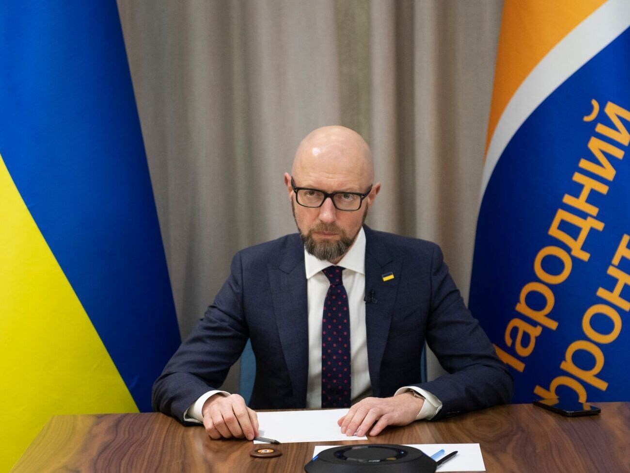 Переговори з Росією, на думку Яценюка, можливі лише в одному випадку – коли Україна переможе Росію на полі бою