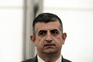 По слова Байрактара, планы по строительству завода реализуются, несмотря на некоторые препятствия, созданные вторжением России