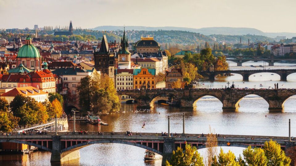 Прага здобула почесне звання "за виявлені гуманізм, милосердя і солідарність з українським народом"