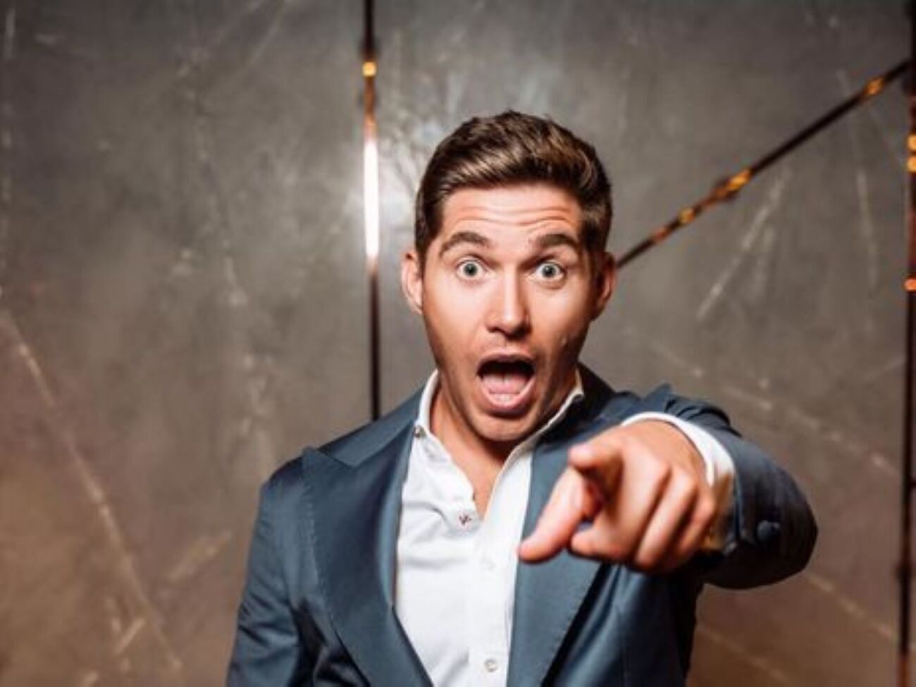 Ни Остапчук, ни его жена не опровергли новость о своем разводе