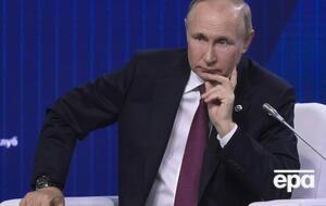 Путін обіймає посаду президента Росії з 2000 року з перервою у 2008–2012 роках, коли був главою уряду