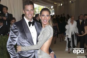 Бундхен и Брэди поженились в 2009 году