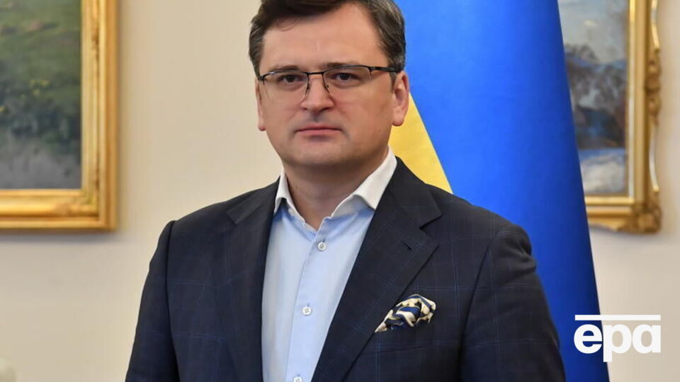 Кулеба: Поки що критичної шкоди від позиції Угорщини немає