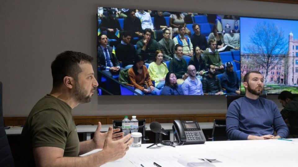 Зеленский заявил, что не видит формата переговоров как с Путиным, так и со всеми, кто представляет нынешний режим в РФ