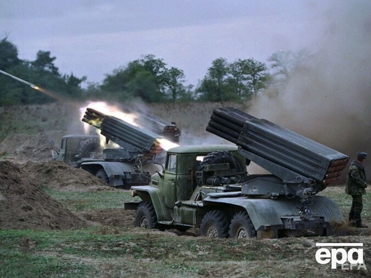 Войска РФ продолжают наносить по Украине ракетные удары