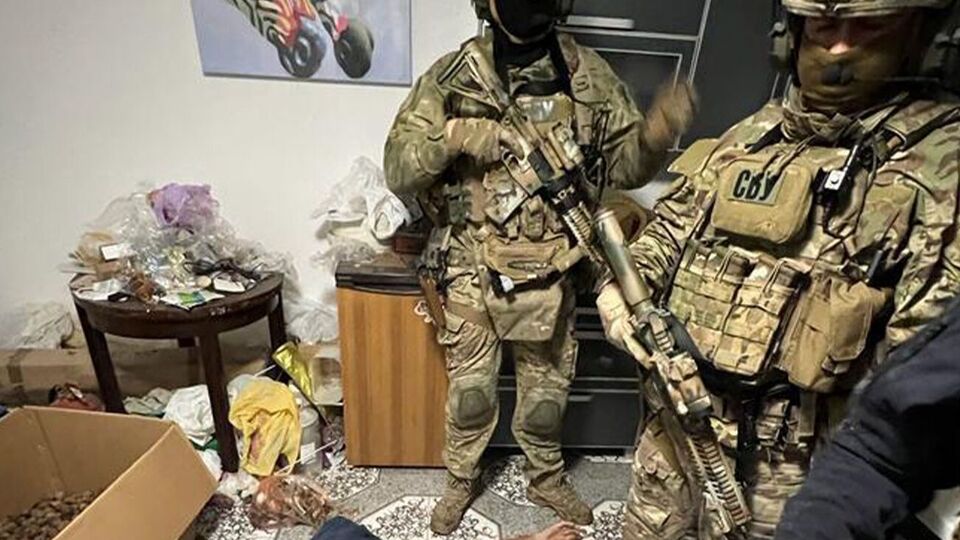 Зловмисником, за інформацією СБУ, виявився громадянин однієї із країн Центральної Азії