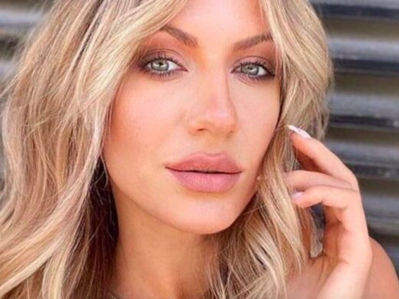 Нікітюк опублікувала свіжі селфі