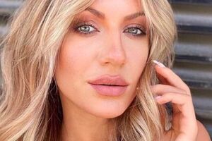 Нікітюк опублікувала свіжі селфі