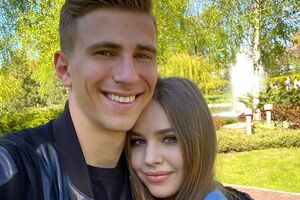 Забарный и падчерица Джеджулы состоят в отношениях с 2018 года