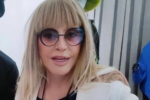Пугачова з дітьми провела вересень у РФ