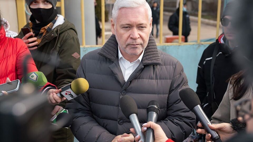 Терехов повідомив про ракетну атаку на Харків із боку російських військ