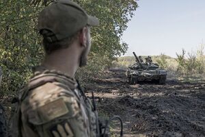 Українські захисники відбивають спроби ворога атакувати