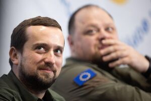 Тимошенко: Ці Chevrolet Tahoe не броньовані, тому я не бачу сенсу в тому, щоб їх передавати саме на фронт, це трохи інша автівка