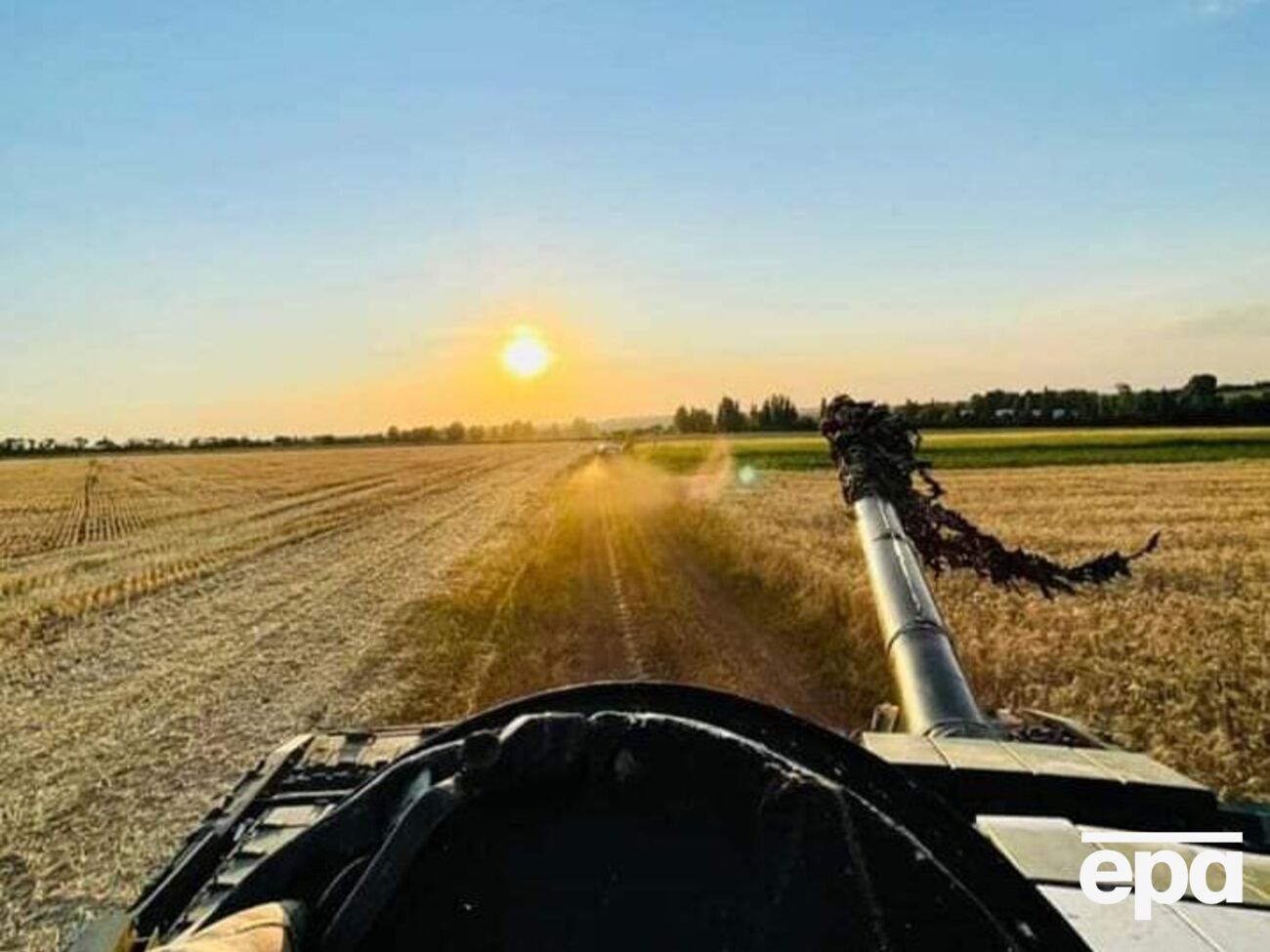 Крім ракетних і авіаційних атак, РФ завдавала ударів із танків, мінометів, ствольної та реактивної артилерії