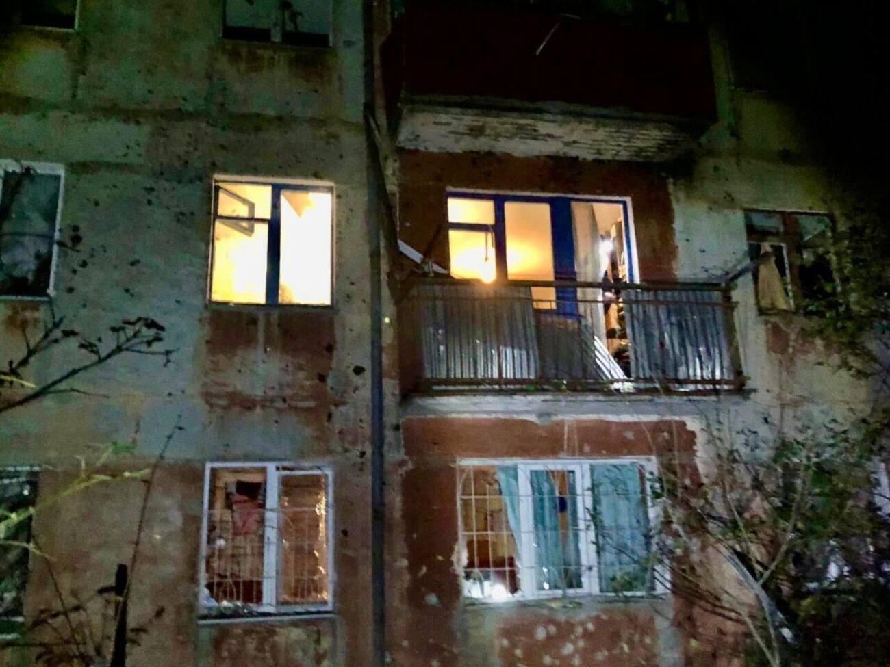 В городе&nbsp;повреждено около 30 многоэтажных и частных домов