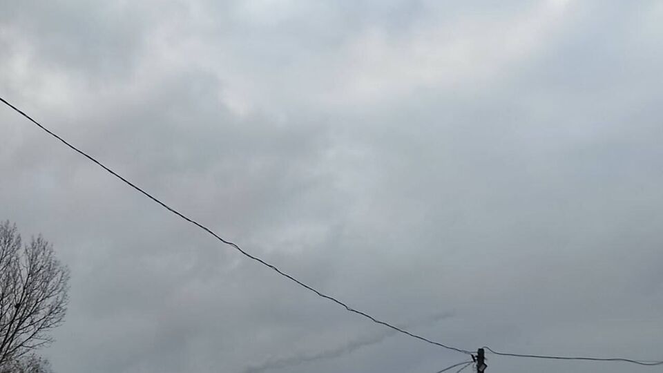 По всій Україні чутно вибухи й роботу ППО
