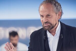 Шустер: Недостатньо військової допомоги Україні. Я думаю, що для цього є об'єктивні причини. Проте я розумію, що збільшувати треба