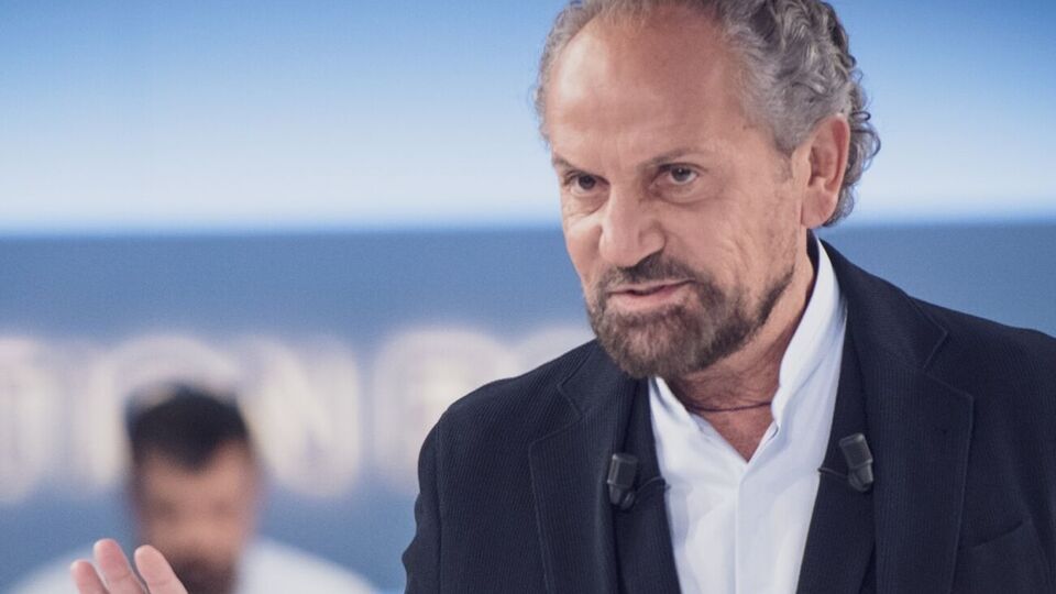Шустер: Недостатньо військової допомоги Україні. Я думаю, що для цього є об'єктивні причини. Проте я розумію, що збільшувати треба