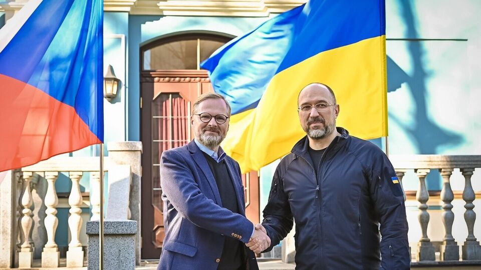 Фіала і Шмигаль провели зустріч у Києві