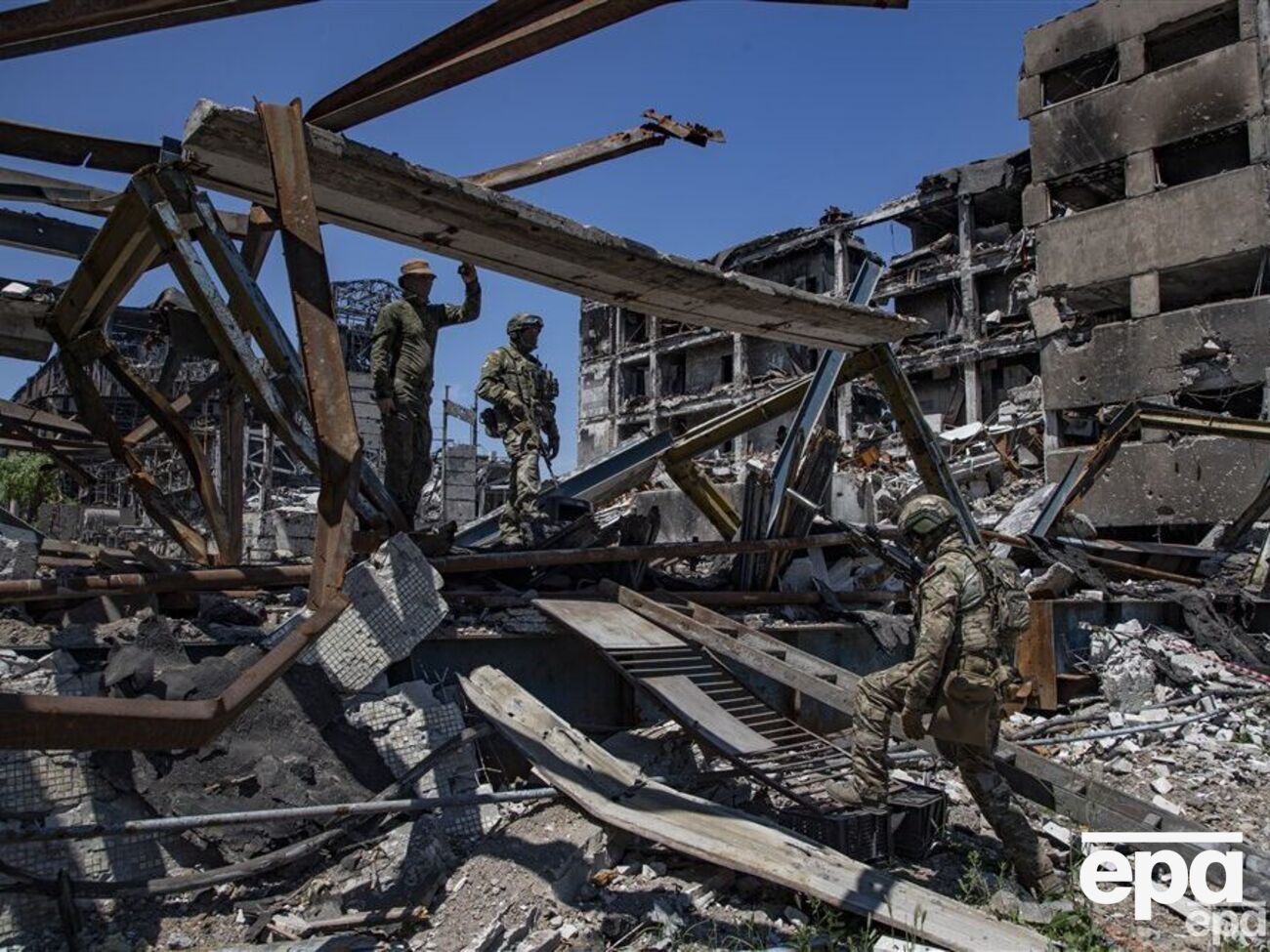 По данным следствия, в мае 2022 года&nbsp;семеро граждан Украины&nbsp;штурмовали завод "Азовсталь"