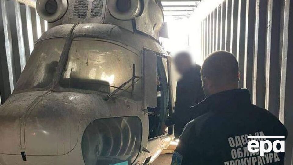 Гелікоптер простояв на митниці 15 років