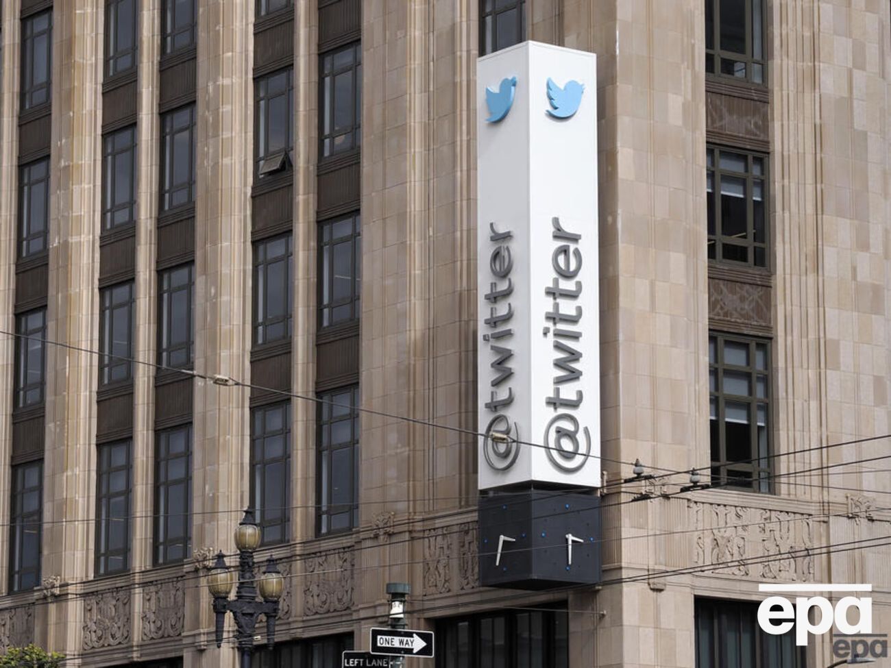 Twitter выплатит значительные компенсации уволенным топ-менеджерам